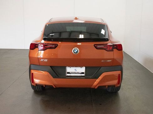 Certified 2025 BMW X2 xDrive28i w/ Premium Package AWD/4WD image 5