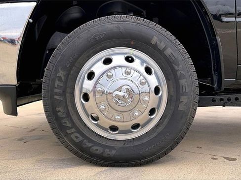 New 2026 RAM 3500 Laramie w/ Towing Technology Group image 15