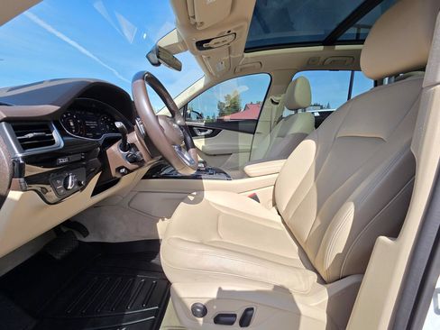 Used 2019 Audi Q7 3.0T Premium Plus w/ Premium Plus Package AWD/4WD image 27