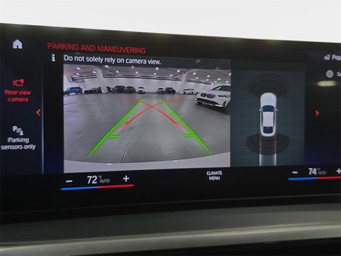 Used 2023 BMW i4 eDrive35 image 22