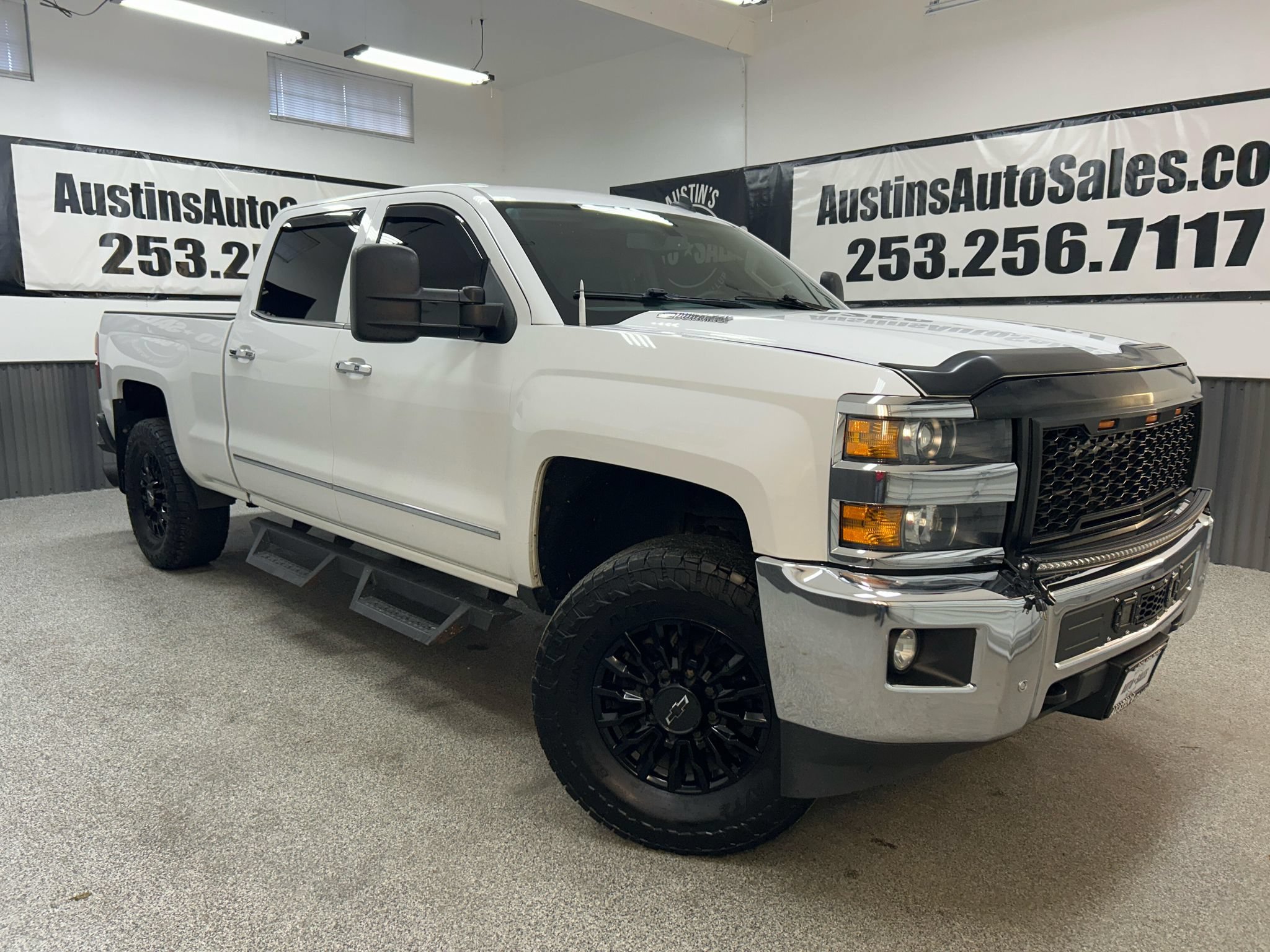 Used 2015 Chevrolet Silverado 2500 LTZ AWD/4WD image 1