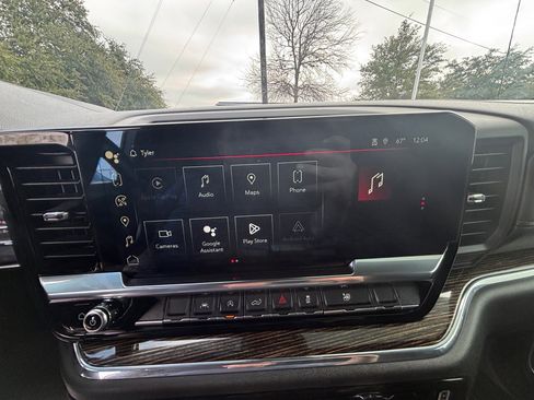 Used 2024 GMC Sierra 1500 Elevation w/ LPO, Elevation Black Package image 8