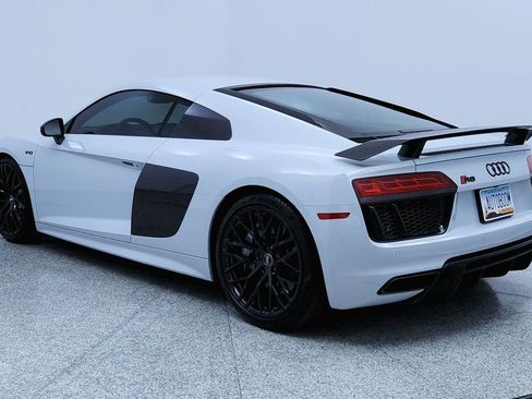 Used 2018 Audi R8 V10 plus image 3