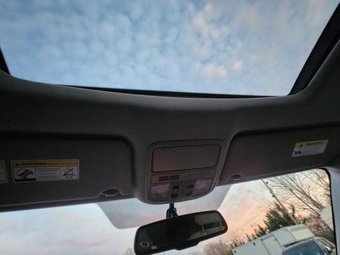 Used 2017 Honda Pilot EX-L image 17