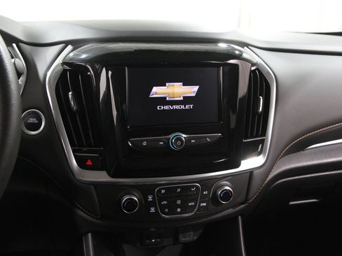 Used 2020 Chevrolet Traverse LS w/ LPO, Black Accent Package image 9