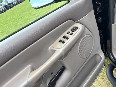 Used 2004 Dodge Ram 2500 Truck SLT w/ Trailer Tow Group image 11