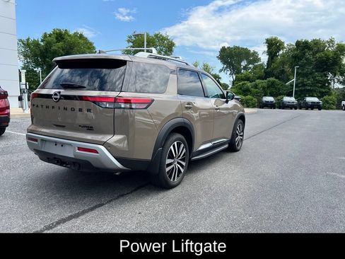 Certified 2024 Nissan Pathfinder Platinum w/ Lighting Package (N93) AWD/4WD image 19