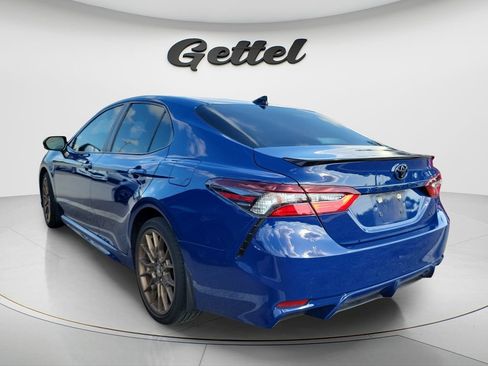 Used 2023 Toyota Camry SE w/ Convenience Package FWD image 6