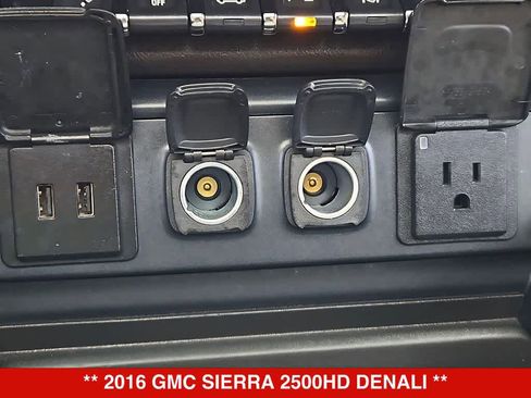 Used 2016 GMC Sierra 2500 Denali w/ Driver Alert Package AWD/4WD image 34