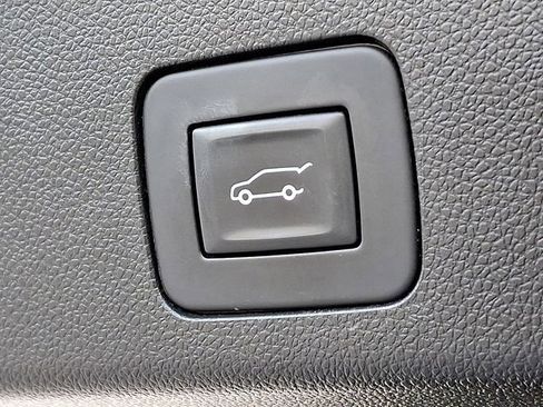 Used 2023 Buick Encore GX Select w/ Experience Buick Package image 31