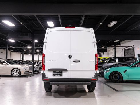 Used 2021 Mercedes-Benz Sprinter 2500 w/ Driver Convenience Package image 30