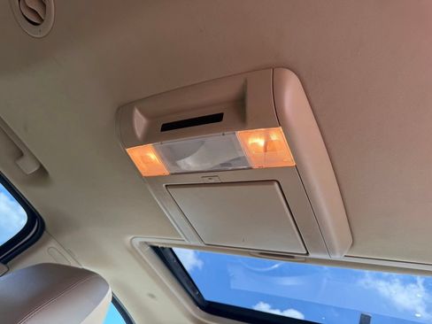 Used 2013 Chevrolet Tahoe LT RWD image 39