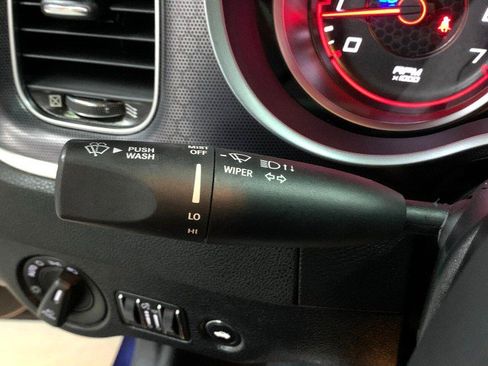 Used 2017 Dodge Charger SXT w/ Plus Group image 22