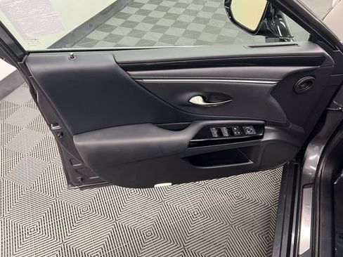Certified 2025 Lexus ES 350 FWD image 9