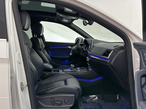 Used 2018 Audi SQ5 Prestige image 28