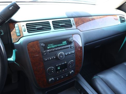 Used 2008 Chevrolet Silverado 2500 LTZ w/ Safety Package AWD/4WD image 15