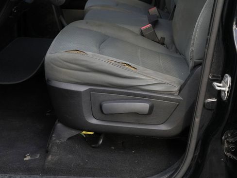 Used 2014 RAM 1500 Express w/ Ram Charger Package AWD/4WD image 17