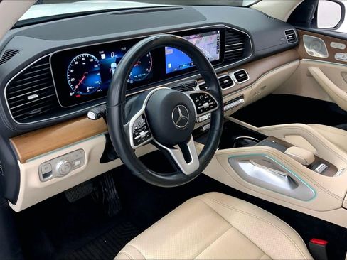 Certified 2021 Mercedes-Benz GLS 450 4MATIC image 20