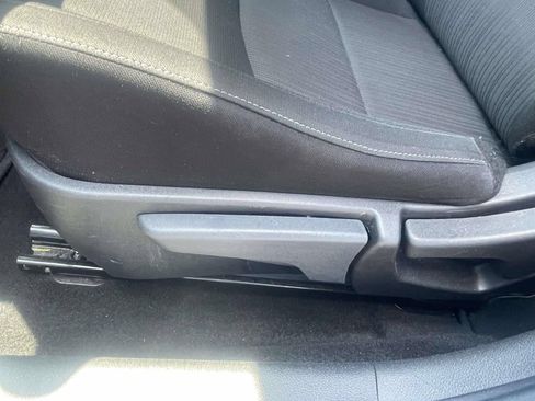 Used 2024 Nissan Sentra SV FWD image 13