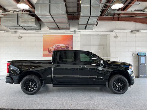 New 2026 Chevrolet Silverado 1500 High Country w/ Midnight Edition AWD/4WD image 11
