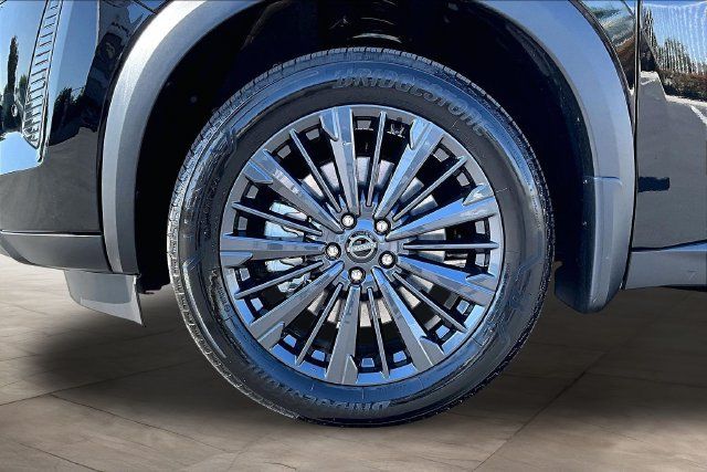 New 2026 Nissan Pathfinder SL w/ SL Premium Package FWD image 13