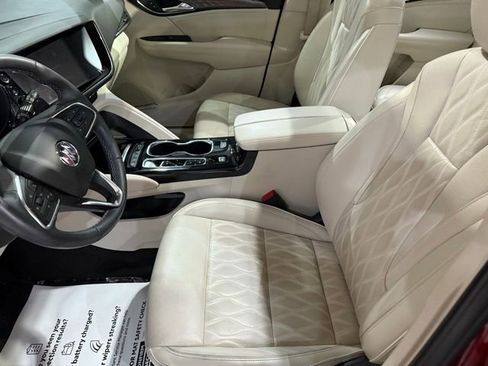 Used 2021 Buick Envision Avenir w/ Technology Package II image 22