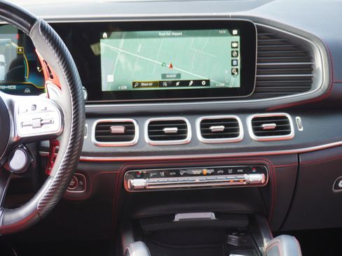 Used 2022 Mercedes-Benz GLE 53 AMG 4MATIC image 22