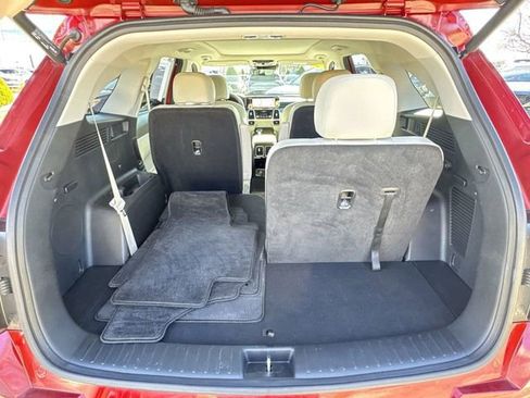 Certified 2023 Kia Sorento SX image 28