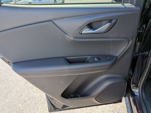 Used 2022 Chevrolet Blazer RS w/ Enhanced Convenience Package FWD image 28