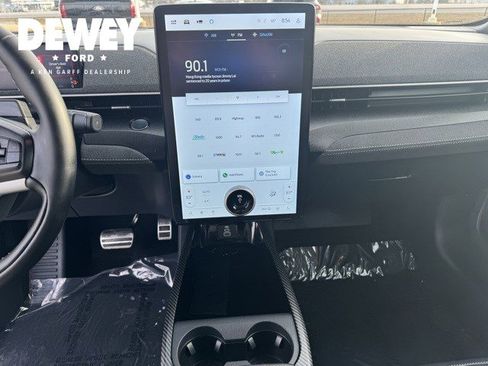 Certified 2025 Ford Mustang Mach-E GT image 18