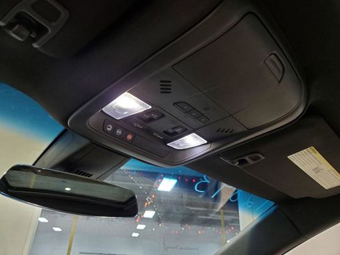 Used 2017 Cadillac XT5 Premium Luxury image 36