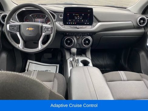 Certified 2024 Chevrolet Blazer LT w/ Convenience Package FWD image 5