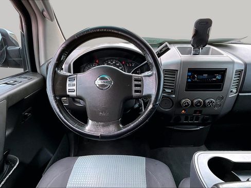 Used 2005 Nissan Titan SE RWD image 5