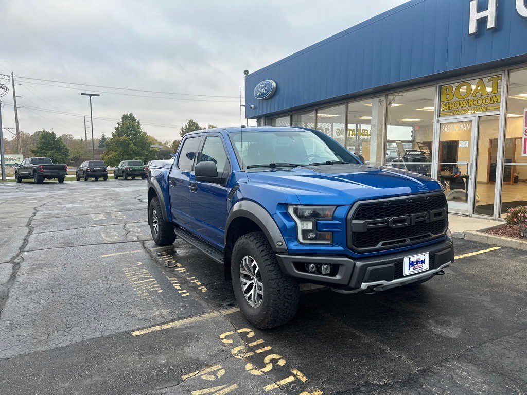 Used 2017 Ford F150 Raptor w/ Equipment Group 801A Mid AWD/4WD image 8
