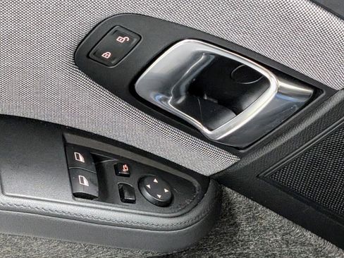 Used 2019 BMW i3 image 14