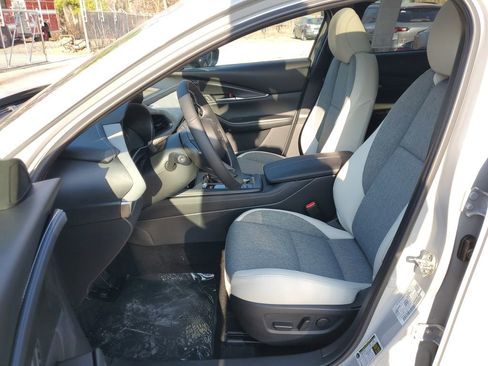 New 2026 MAZDA CX-30 Aire Edition image 10