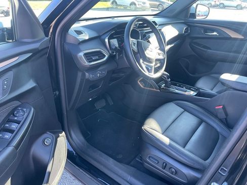 Used 2023 Chevrolet TrailBlazer ACTIV w/ Sun and Liftgate Package AWD/4WD image 13