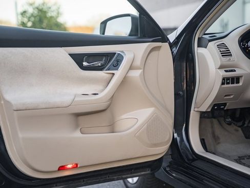 Used 2013 Nissan Altima 2.5 SV w/ 2.5SV Convenience Pkg image 36