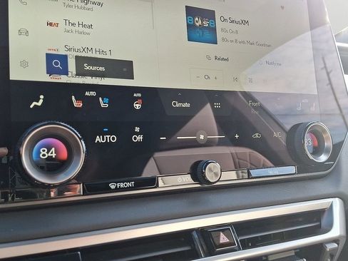 Used 2025 Lexus RX 350 Premium image 17