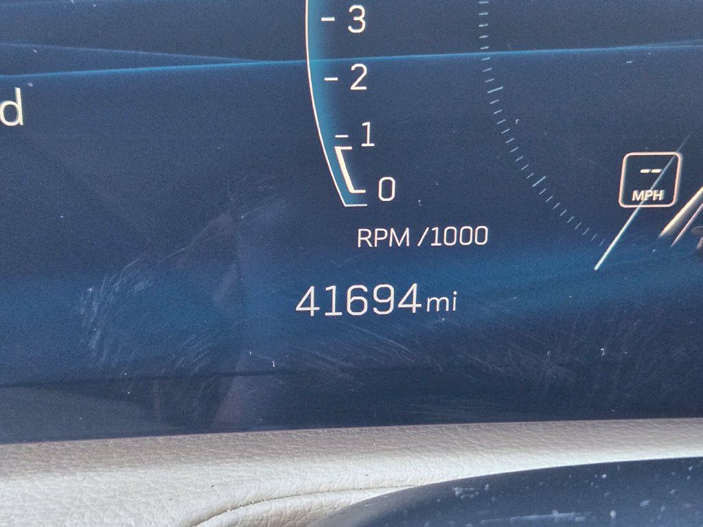 Certified 2025 Cadillac XT4 Premium Luxury FWD image 19