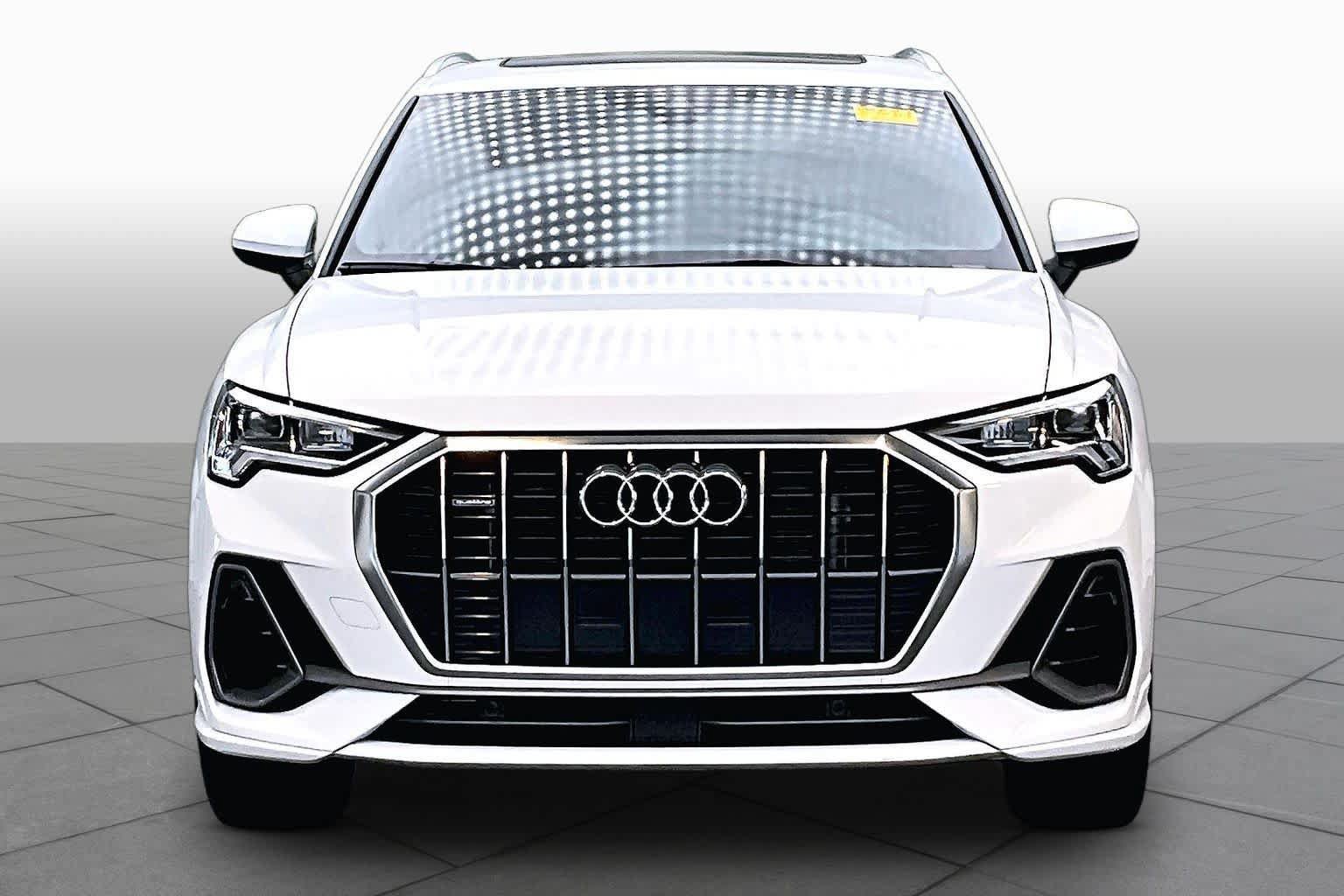 Certified 2024 Audi Q3 2.0T Premium w/ Convenience Package AWD/4WD image 4