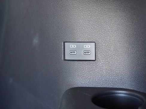 Certified 2026 Toyota Sienna XLE FWD image 54