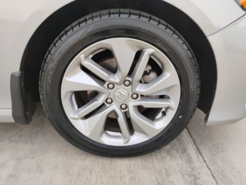 Used 2020 Honda Accord LX image 28