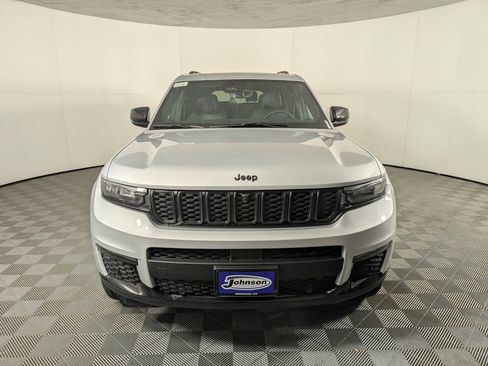New 2025 Jeep Grand Cherokee L Limited w/ Luxury Tech Group II image 2