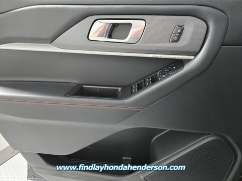 Used 2025 Ford Explorer ST-Line RWD image 24
