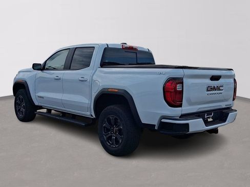 Used 2024 GMC Canyon Elevation w/ Elevation Premium Package AWD/4WD image 4