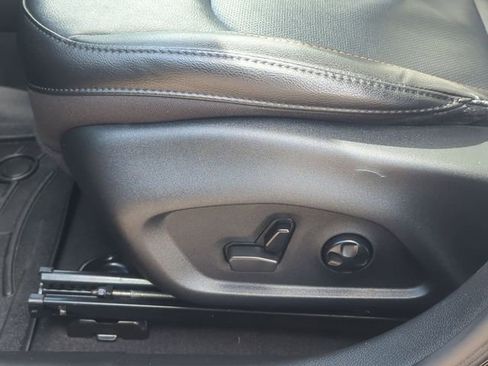 Used 2021 Jeep Compass Limited image 19