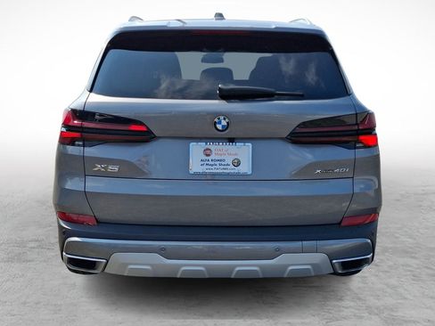 Used 2026 BMW X5 xDrive40i AWD/4WD image 4
