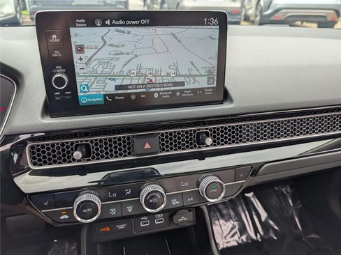 Used 2023 Honda Civic Touring image 29