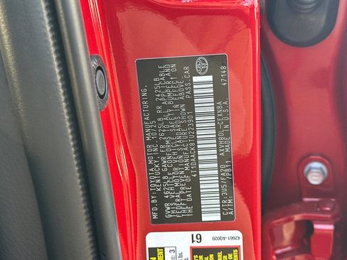 Used 2026 Toyota Camry LE image 28